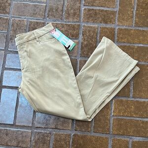 NWT Riders by Lee Dark Khaki Heavenly Touch Slimming Stretch Bootcut Pant